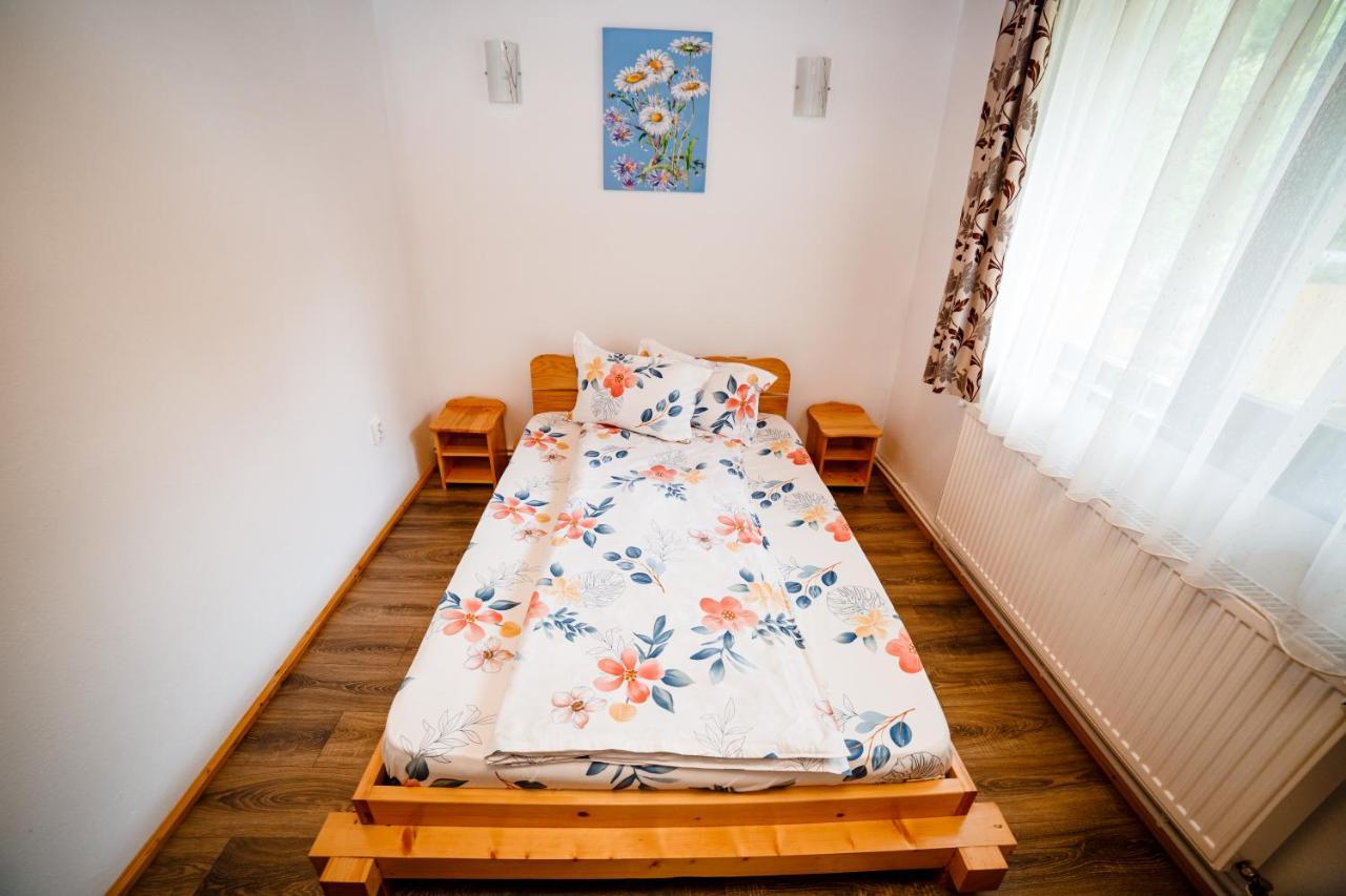 Casa Tudor Topliţa Εξωτερικό φωτογραφία